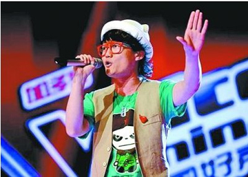 丁克森脫下帽子向音樂致敬，卻遺憾離開舞臺